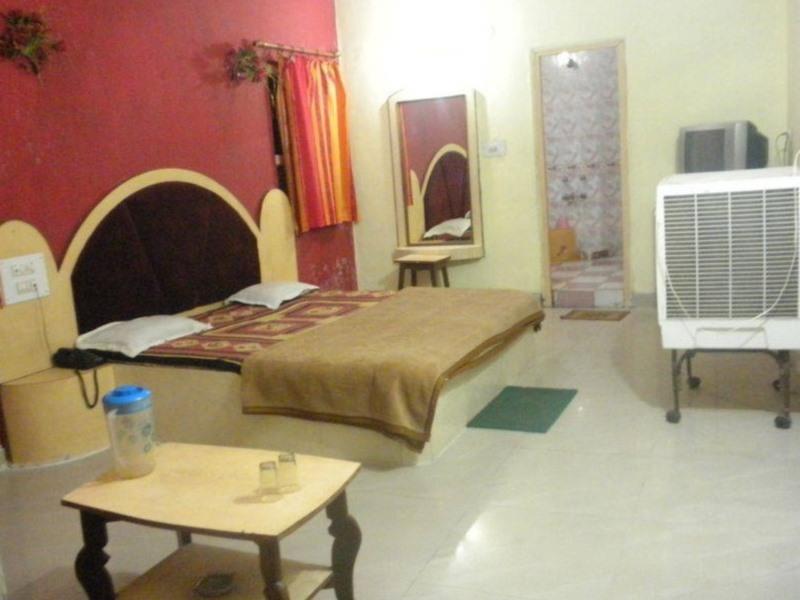 Hotel Parikalp Pachmarhi Luaran gambar