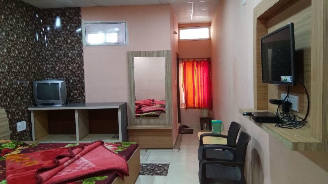 Hotel Parikalp Pachmarhi Luaran gambar